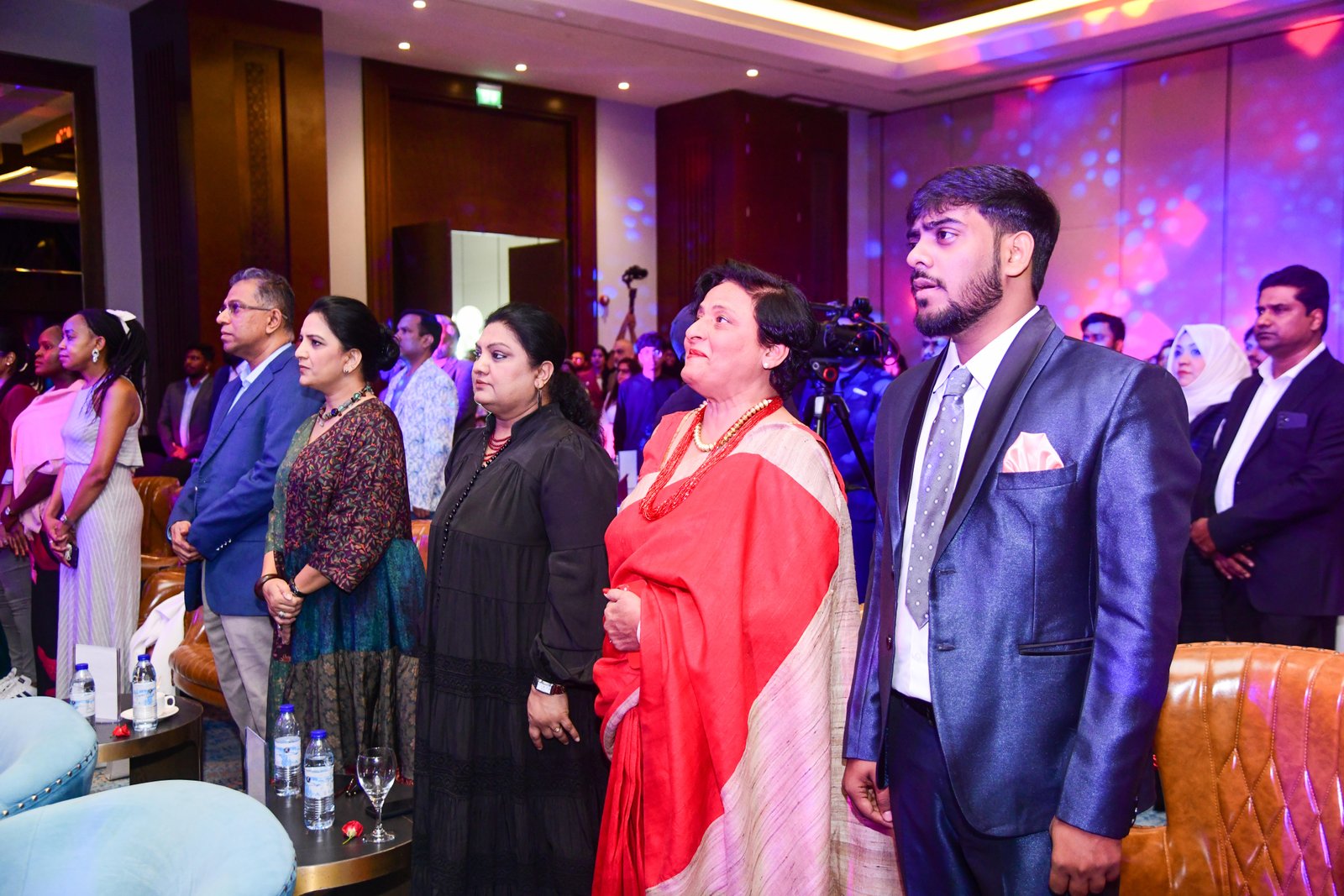 Outstanding AES Collection Capture 68